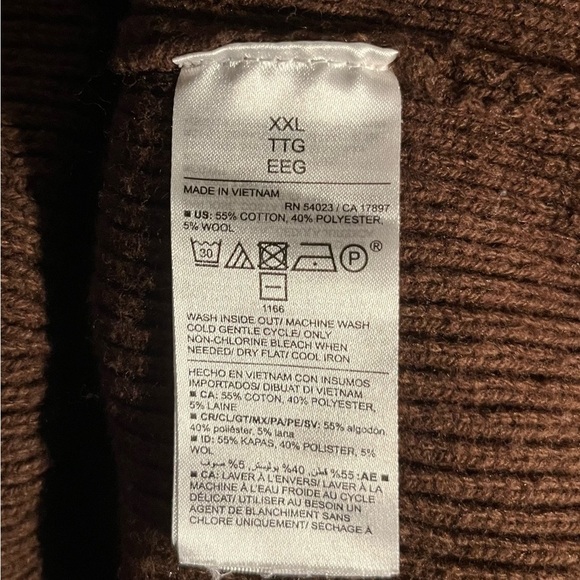 Old Navy Women’s V-neck Tank Top Ribbed Plus Size Sweater - Picture 4 of 4